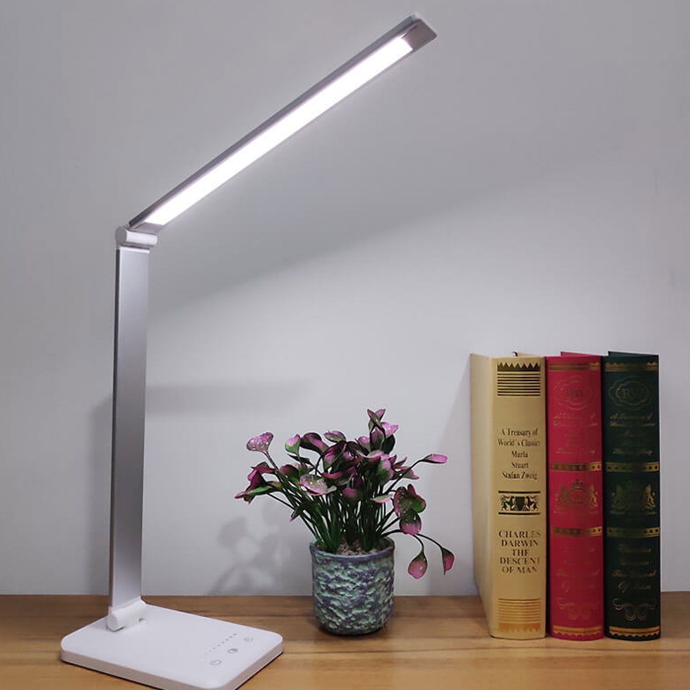 Collapsible Wireless Rechargeable LED Eye Protection Desk Lamp