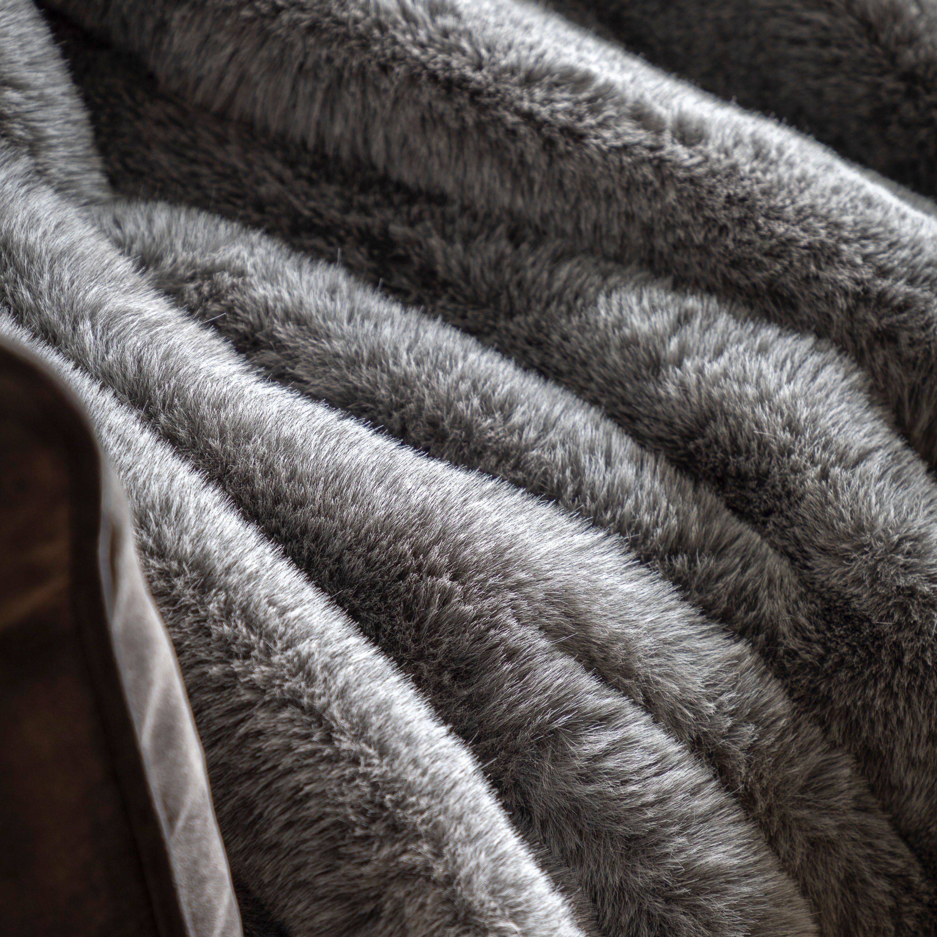 Roveco Faux Fur Throw