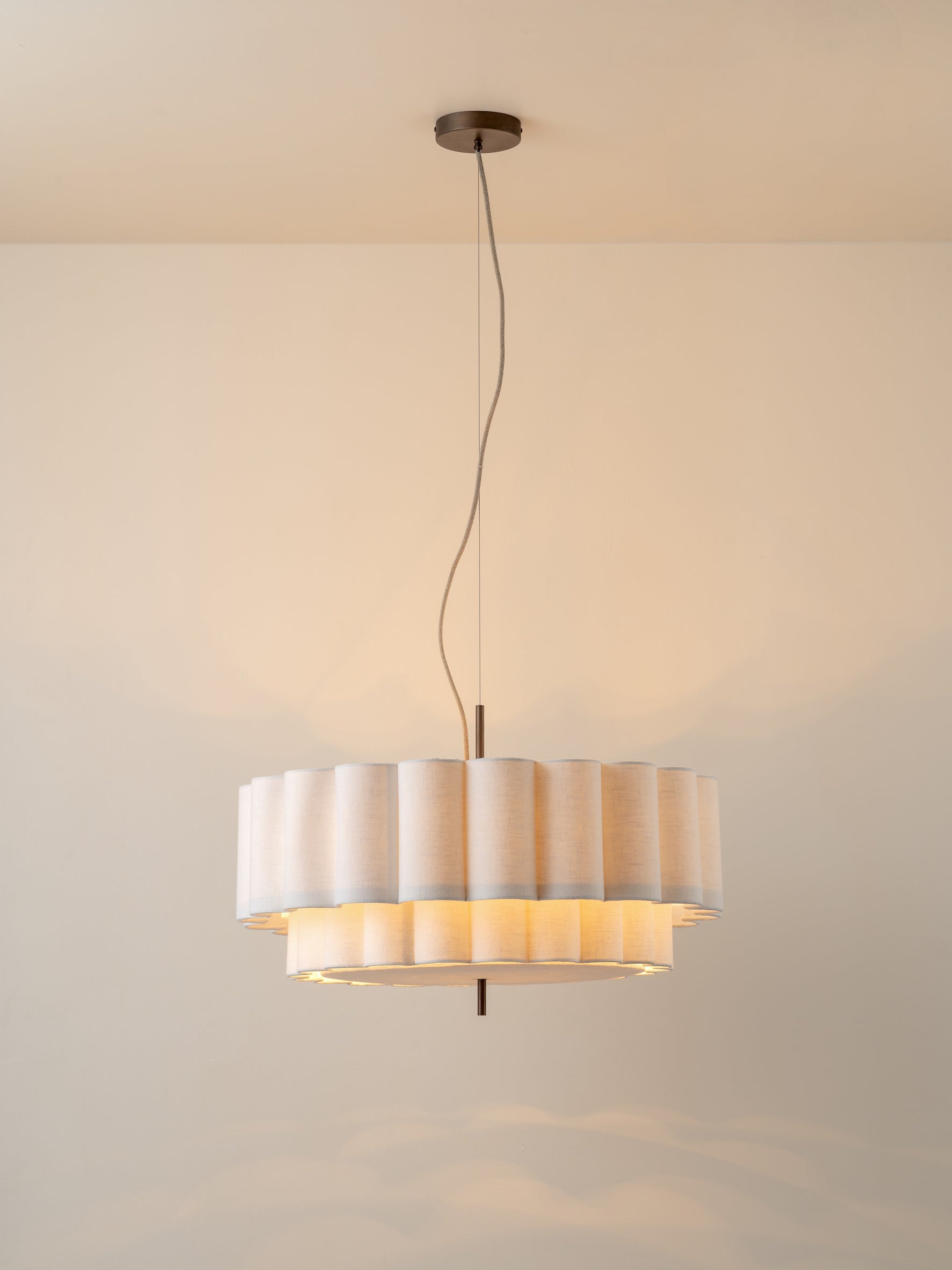 Folia - large scalloped natural linen pendant