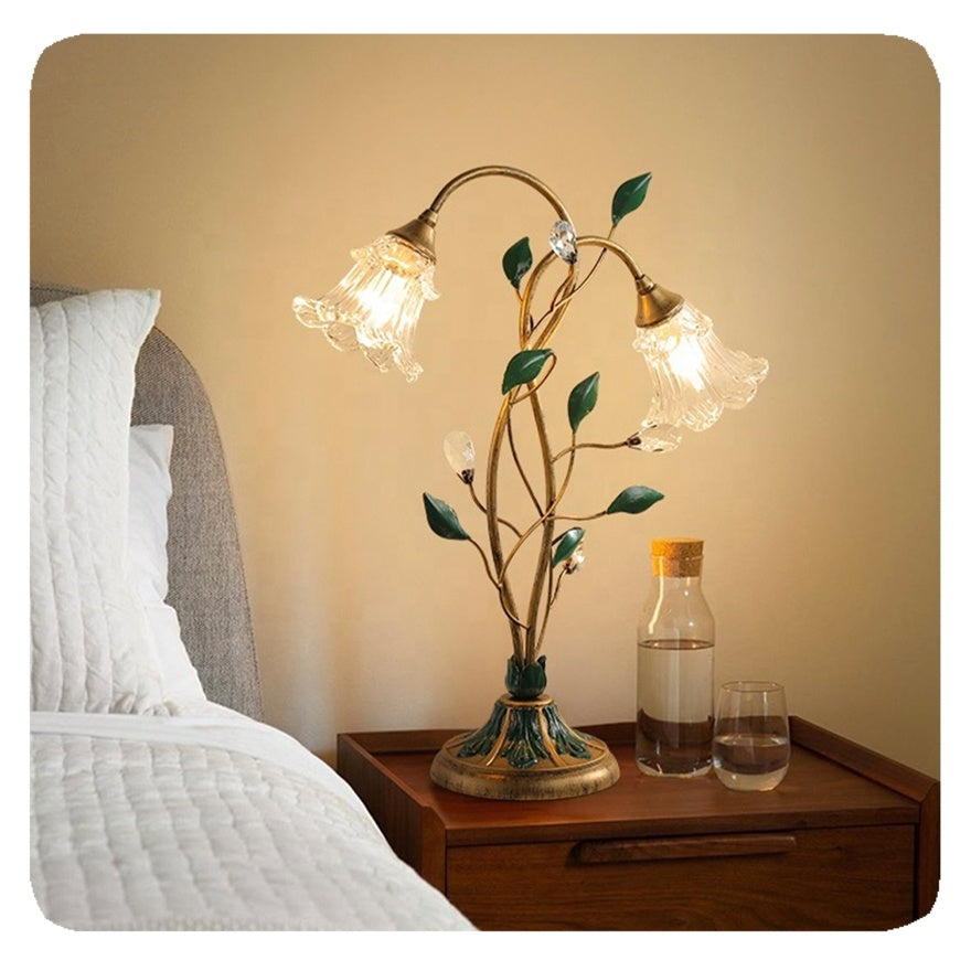 Belle French Flower Table Lamp – Stylish Decorative Lighting for Home