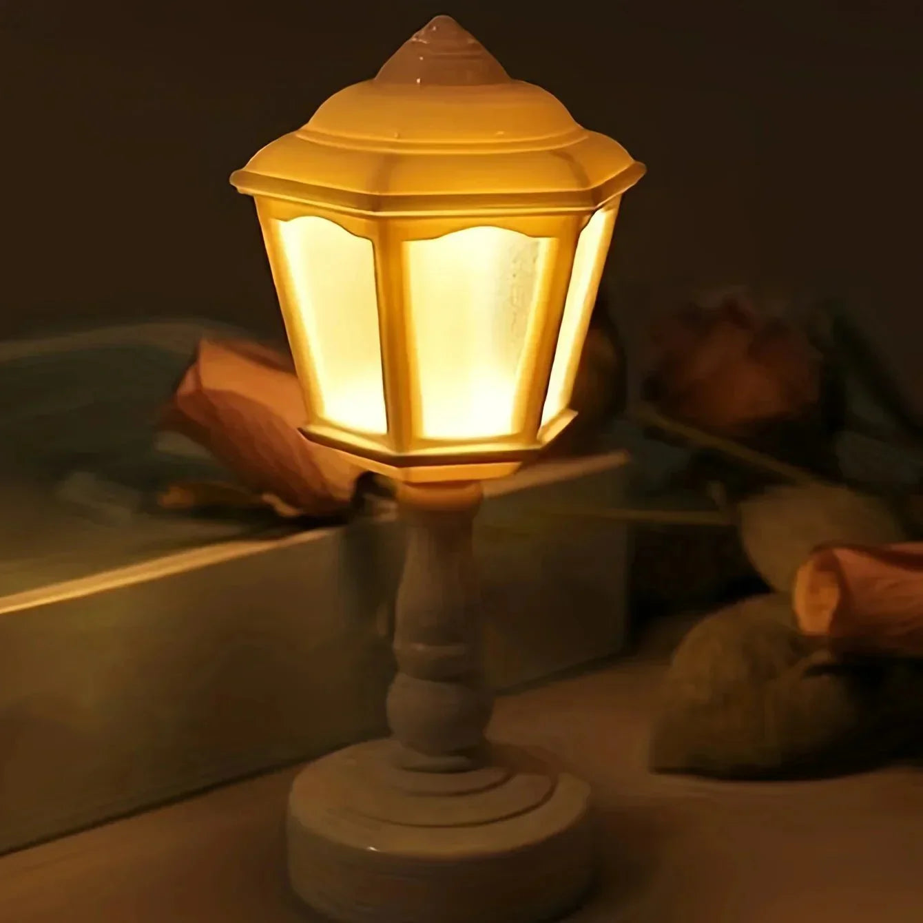 Beautiful Pastel Flower Bud LED Night Light - Rechargeable